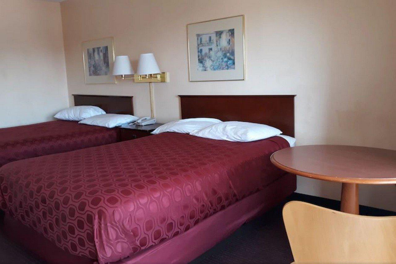 Americas Best Value Inn Stockbridge Ngoại thất bức ảnh