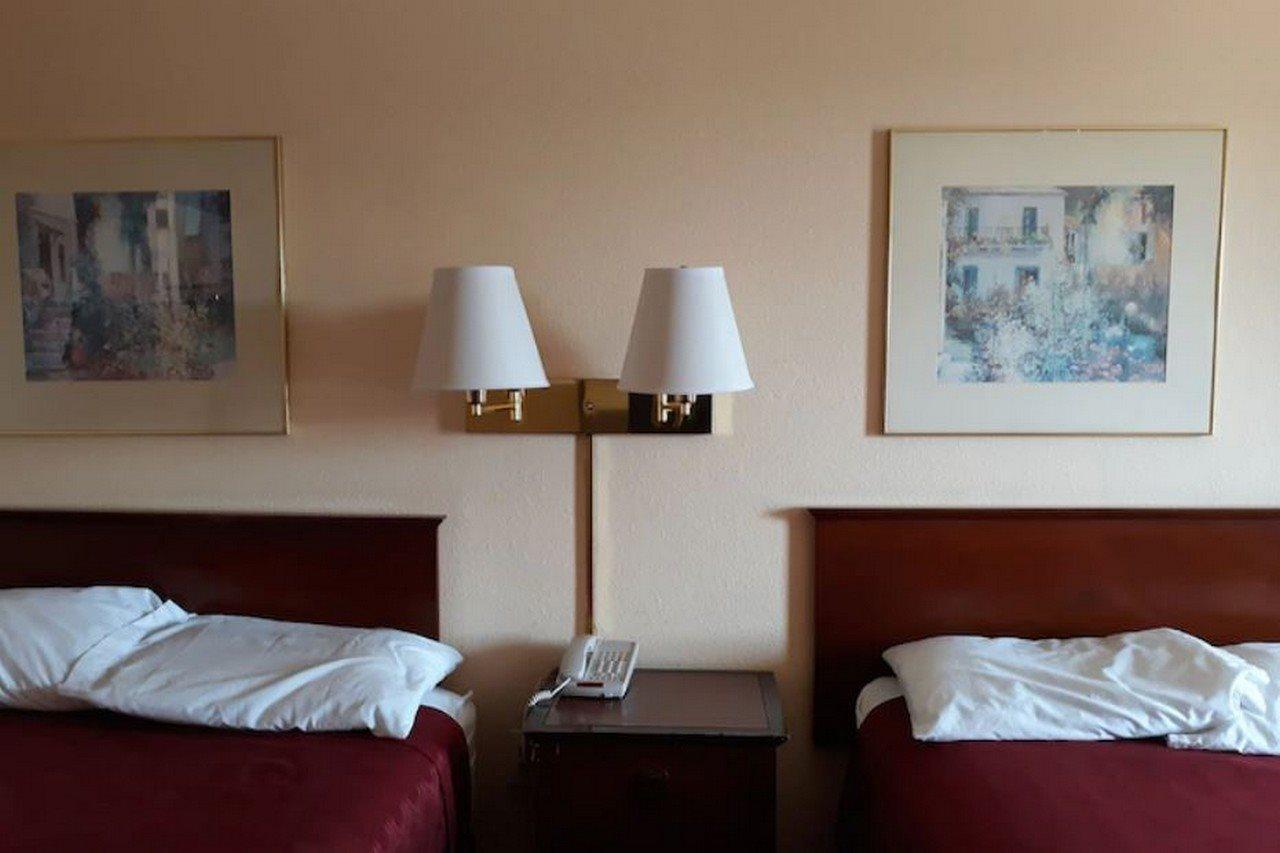 Americas Best Value Inn Stockbridge Ngoại thất bức ảnh