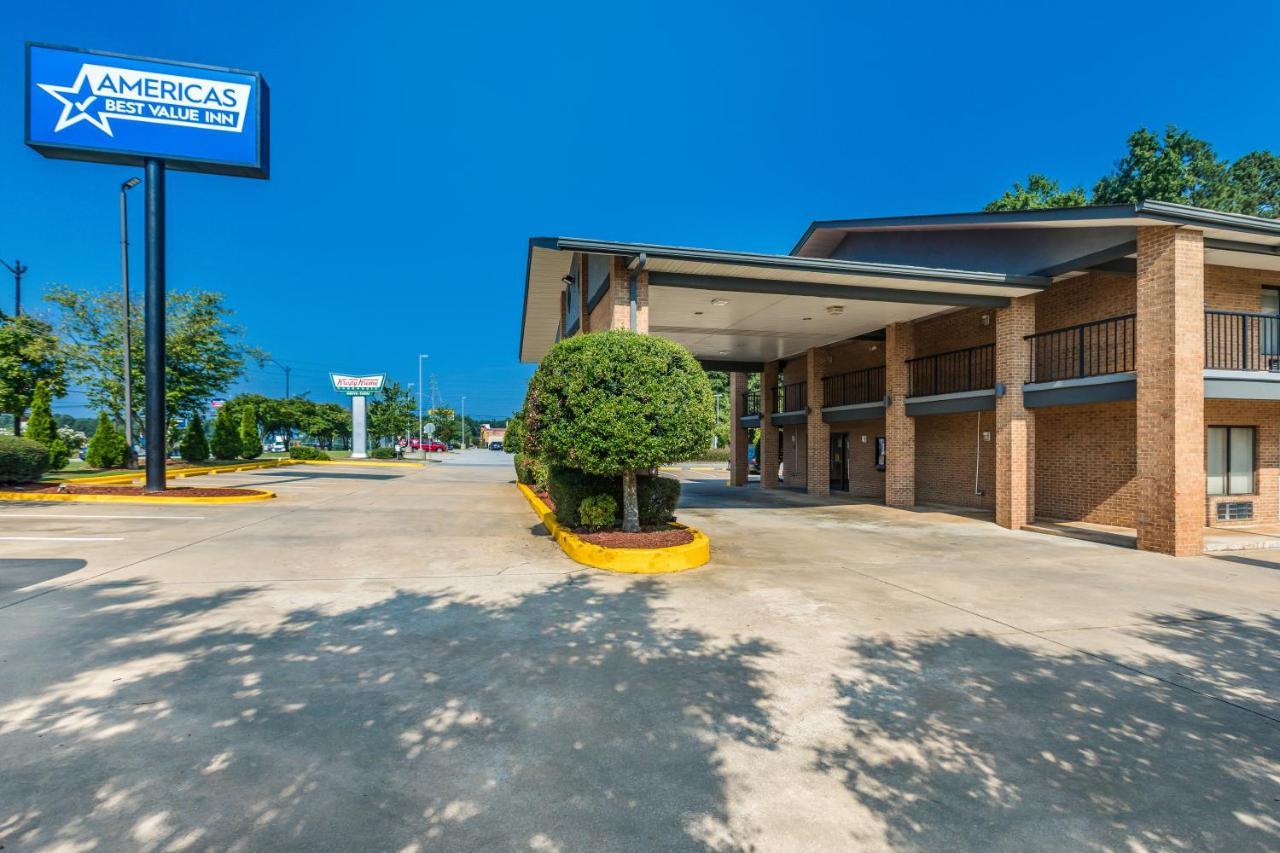 Americas Best Value Inn Stockbridge Ngoại thất bức ảnh